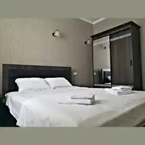 Status House - 4