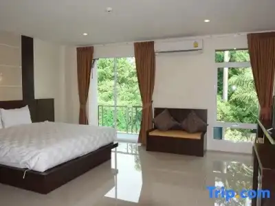 Peak Boutique City - 55