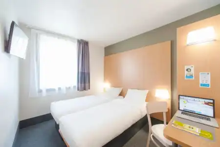 B&B Montpellier Centre Le Millénaire - 41