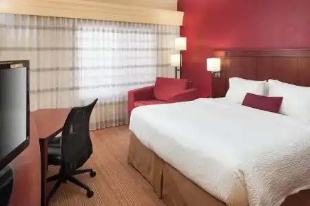Courtyard by Marriott Jackson - 35