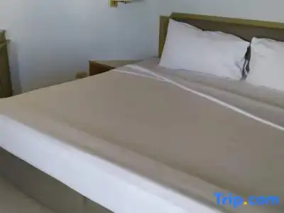 City Beach Resort - 90