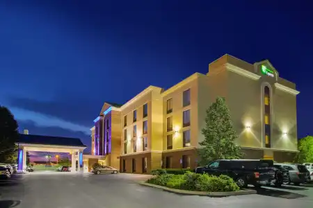 Holiday Inn Express & Suites Fort Wayne by IHG - 0