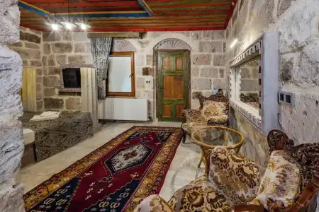 Kayatas Cave Suites - 180