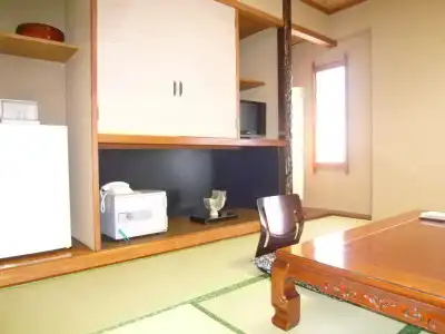 Yoshino - 13