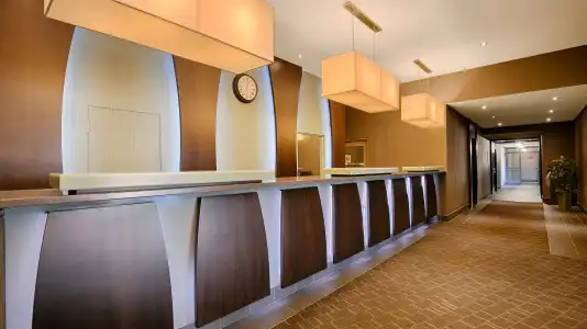 Best Western Plus Guildwood Inn - 18