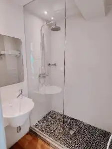 Bor Hôtel & Restaurant - Plage privée - 58
