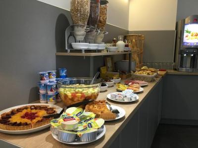 Adonis Strasbourg - 11