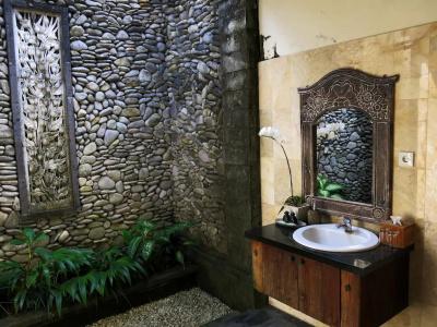 Sri Ratih Cottages - 58
