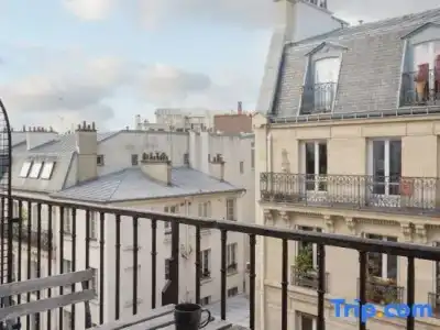 Saint Louis Pigalle - 33