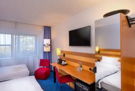 IntercityFrankfurt Airport Terminal 3 - 38