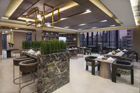 Solitaire Bangkok Sukhumvit 11 - 20