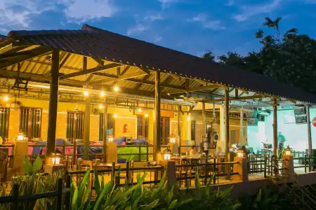 Forra Hill Resort - 10