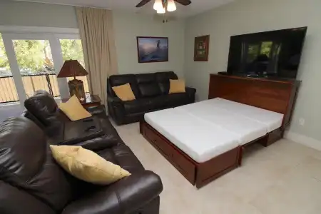 Coconut Mallory Resort And Marina By Kees Vacations - 26
