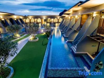 The Phu Beach - 101