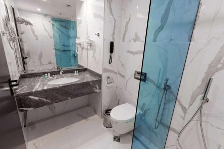 Best Western Plus Premium Inn - 7