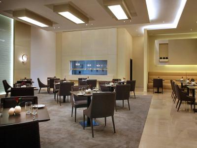 Grand Cosmopolitan - 13