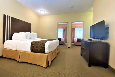 Ramada Limited Golden - 1