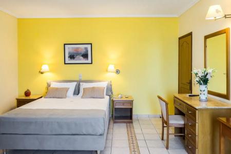 Andreolas Luxury Suites - 80