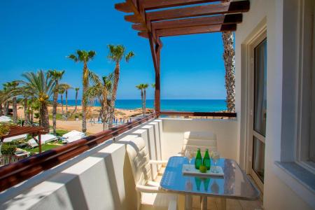 Louis Althea Beach - 35