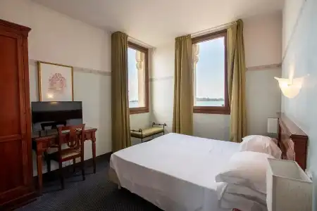Russo Palace - 9