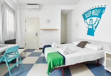 Apartamentos Mayerling Bisbe Urquinaona - 7