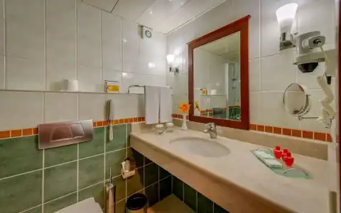 Best Western Plus Khan - 35