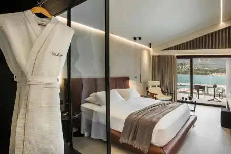 Canale & Suites - 143