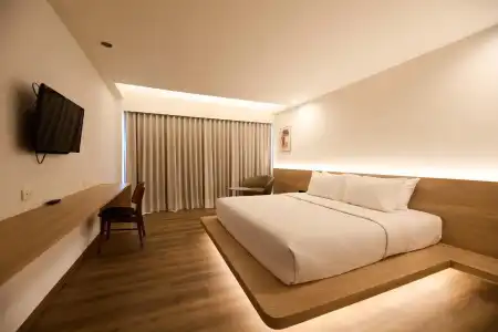Welcome Plaza - 29