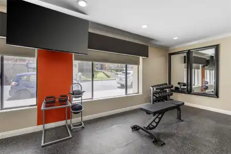 Best Western Plus LA Mid Town - 7