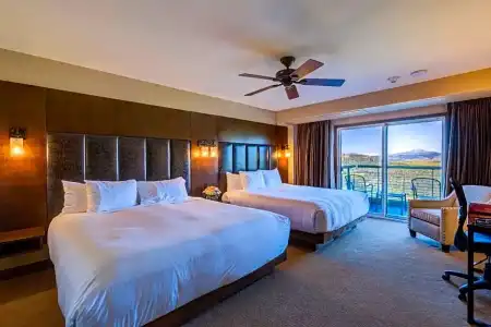 The Peaks Resort and Spa - 66