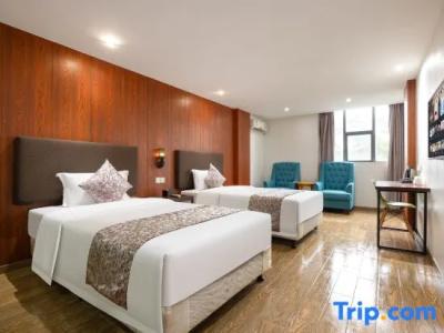 City Wanyi - 24