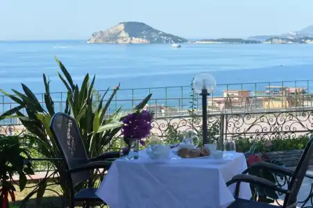Miramare Residence Guest House - 100
