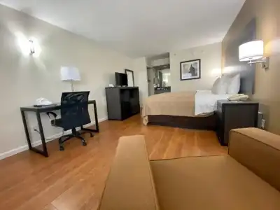 Quality Inn Branson - Hwy 76 Central - 25