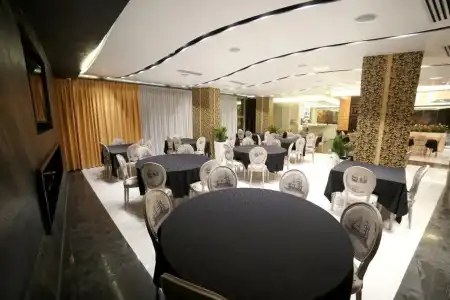 Palace Vlore - 11