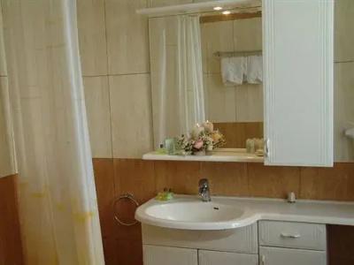 Avra Spa - 10