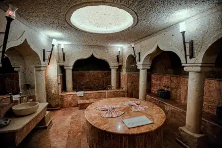 Oread Cave Suites - 202