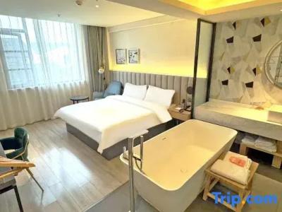 Suzhou Liuxiang (Guanqian Street Pingjiang Road) - 50