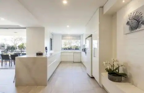 Bay Royal Apartments - 213