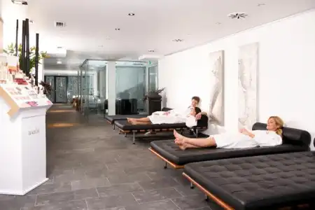 Alpenlove - Adult SPA - 20