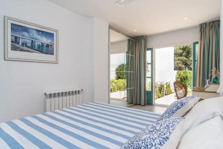 The Sea Club - 121