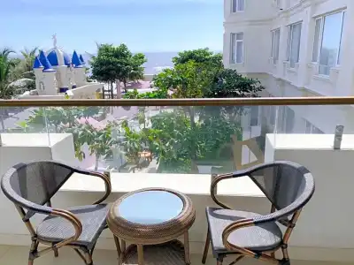 Lan Rung Beach Resort - 99