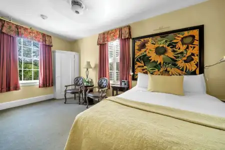 Yolanta’s Bed and Breakfast - 33