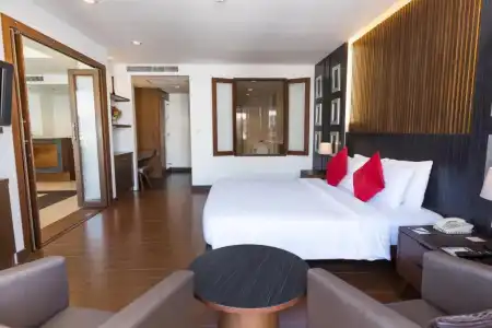 J Pattaya - 109