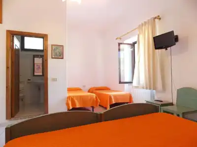 Enis Monte Maccione - 41