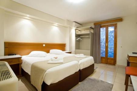 Fedriades Delphi - 151