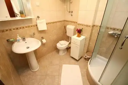 Guest House Villa Pastrovka - 47