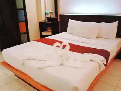 Bangkok Travel Suites - 36