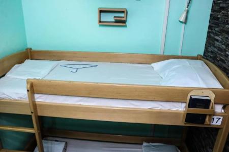 Envoy Hostel & Tours - 25