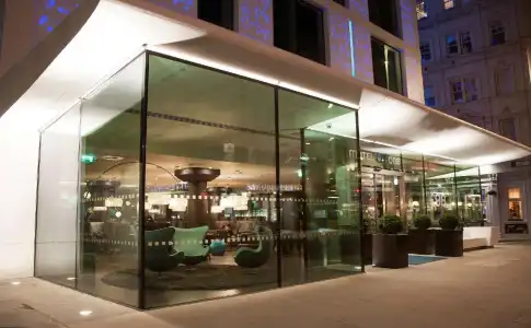 Motel One London-Tower Hill - 1