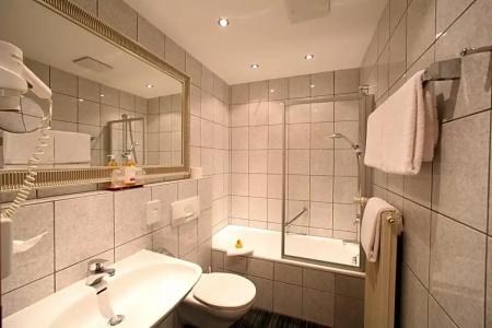 Best Western Wuerzburg Sued - 81
